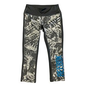 Reebok Capri Women's Size XS Mid Rise Stretch Crop Workout Pants Athletic